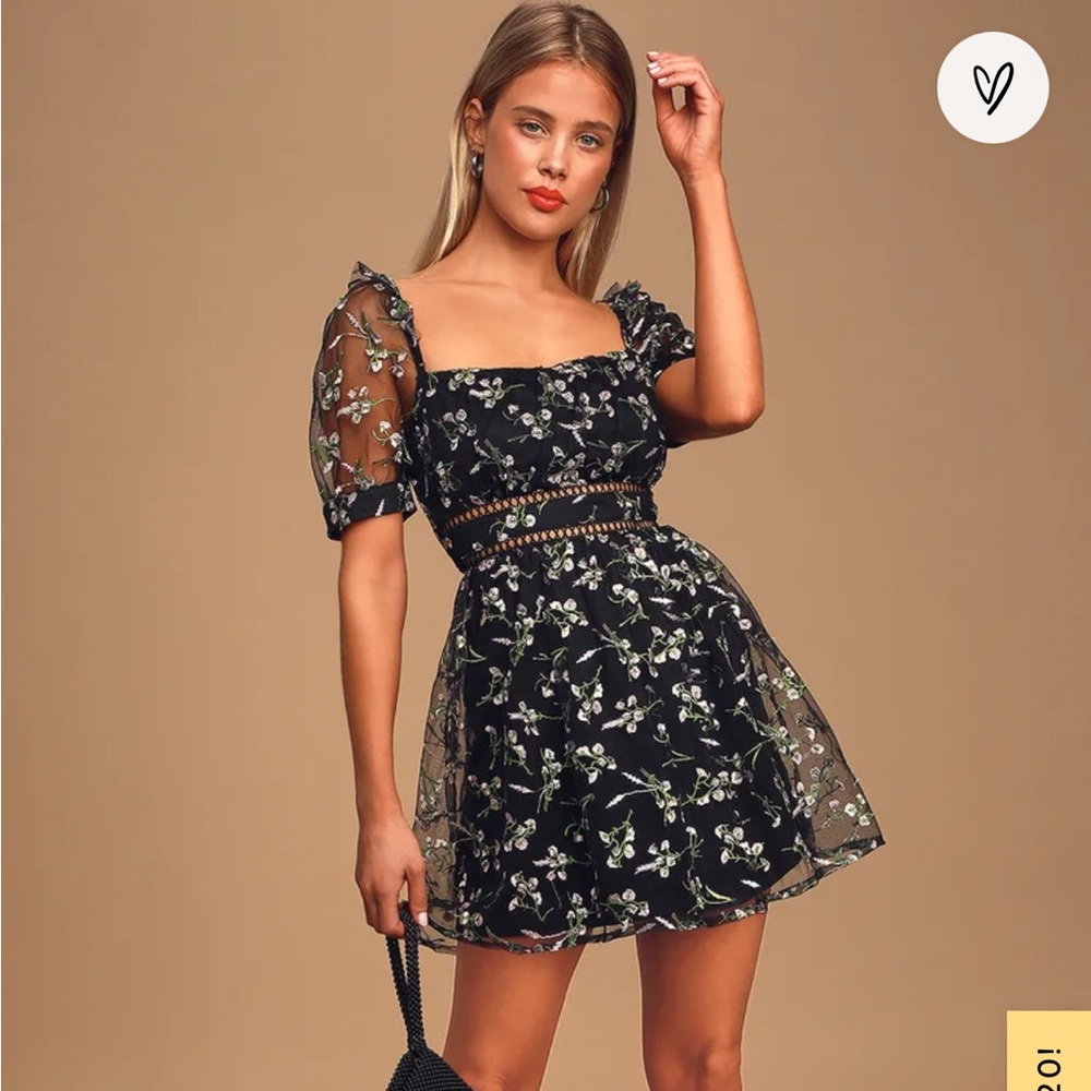Brand new never worn rare LULUS dress